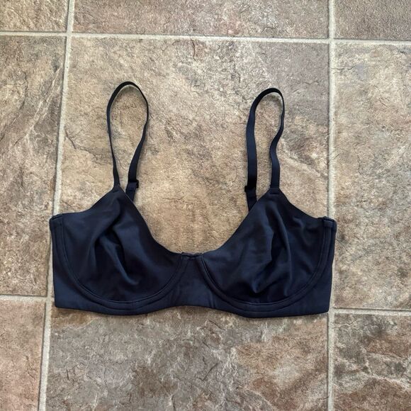 Skims Fits Everybody Unlined Demi Bra Onyx Size 32D - Picture 3 of 11